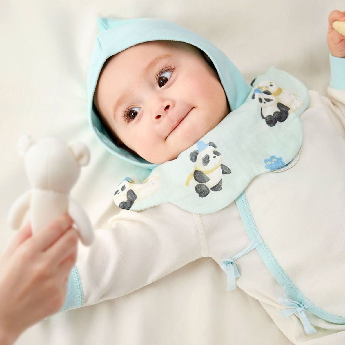 Sensori™ Petal Muslin Bibs