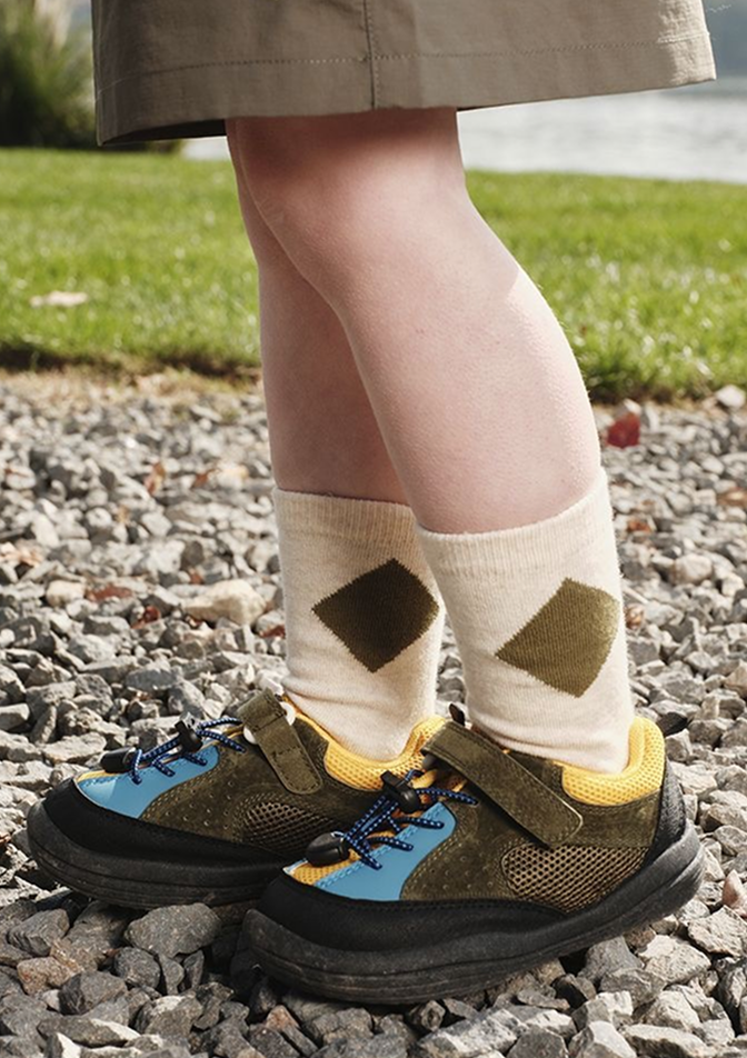 Sensori™ Honeycomb-Air Barefoot Sneakers
