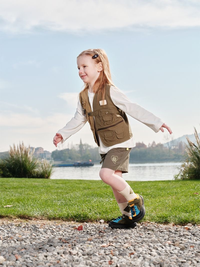 Sensori™ Honeycomb-Air Barefoot Sneakers