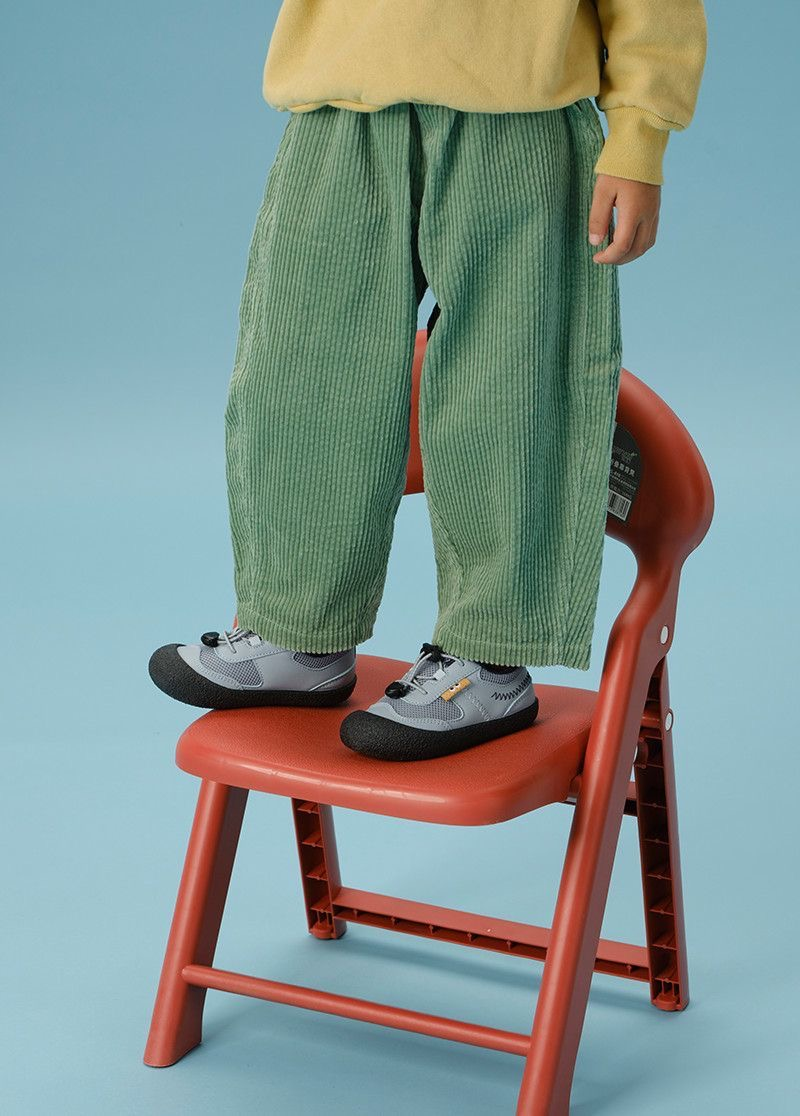 Sensori™ Kids Retro Gorpcore Barefoot Sneakers