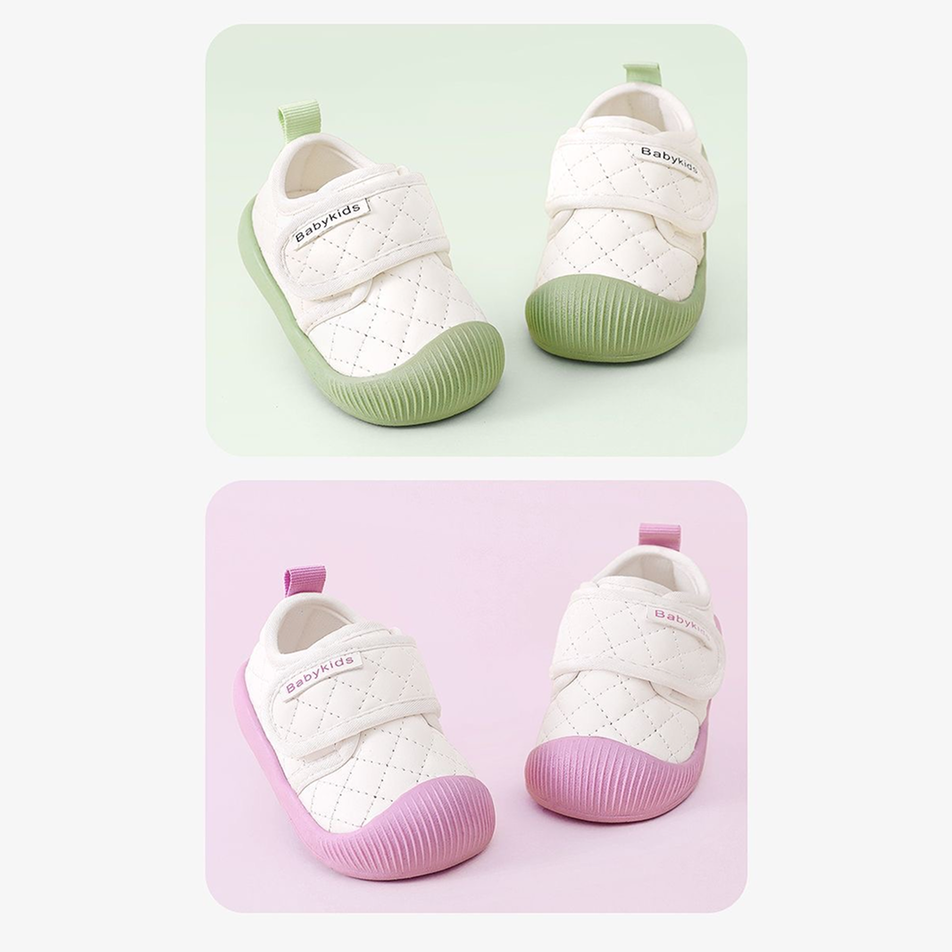 Sensori™ Quilt Barefoot First-Walker Sneakers