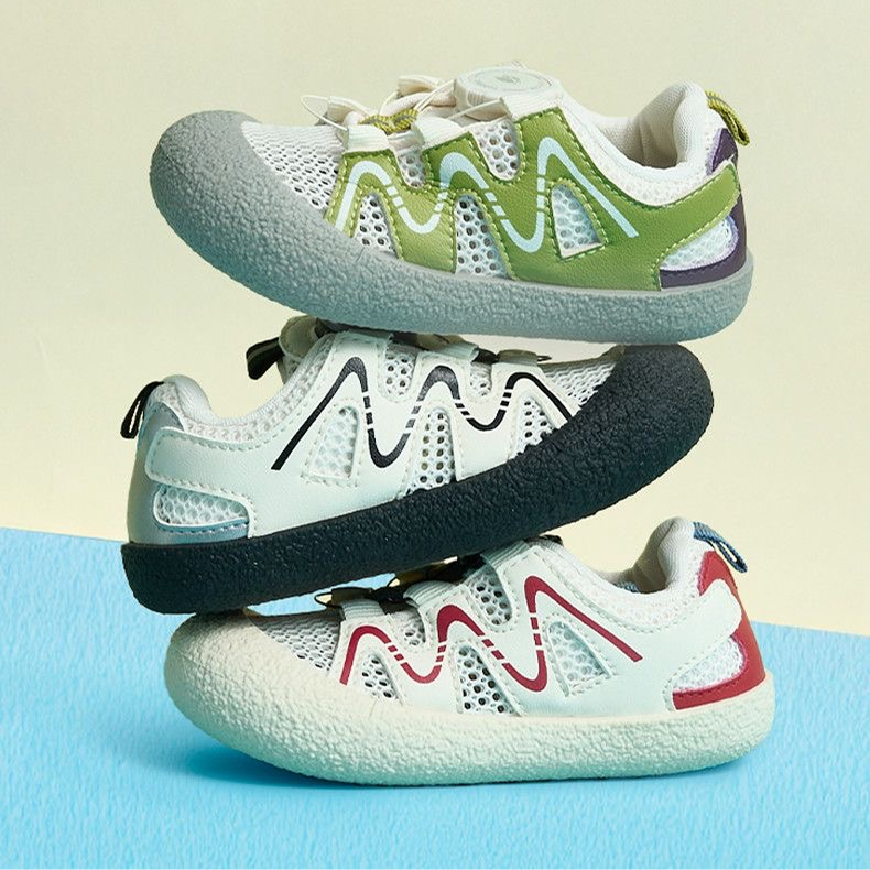 Sensori™ Quick-Dial Barefoot Sneakers
